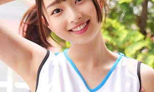 smuh035jp 300x180 - 望月さん